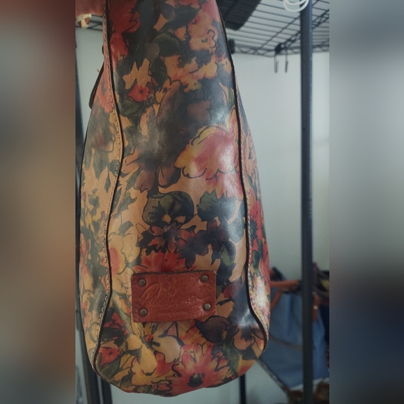 Patricia Nash Zancona Floral Brown Oil Paint Print Leathered Tote - Picture 10 of 10